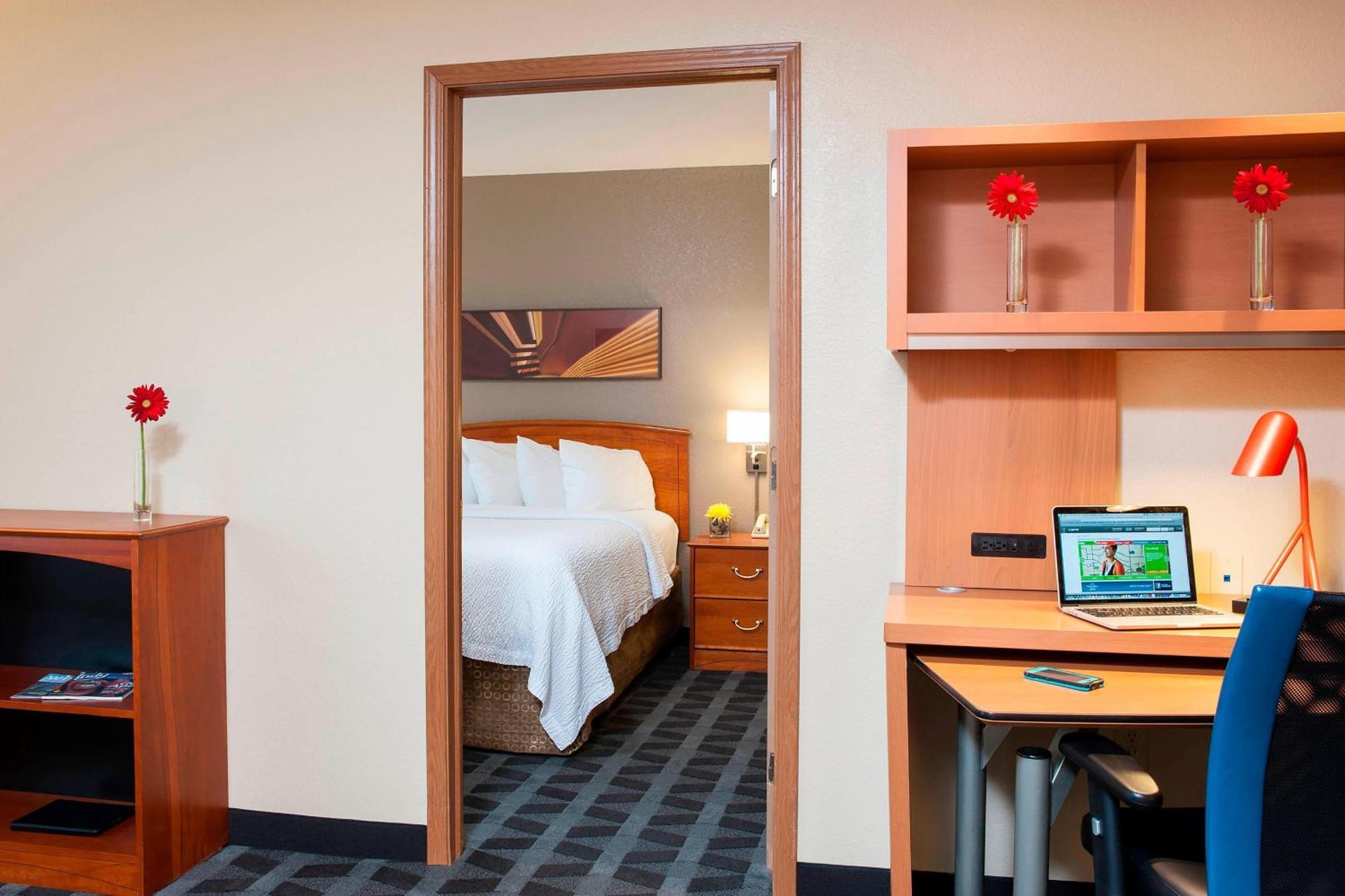 Towneplace Suites Indianapolis Park 100 Zewnętrze zdjęcie