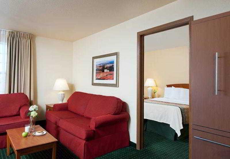 Towneplace Suites Indianapolis Park 100 Zewnętrze zdjęcie